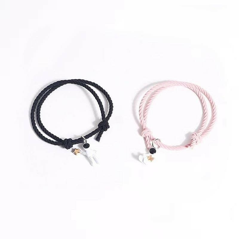 WB263 Gelang Magnet Couple Astronot Putih