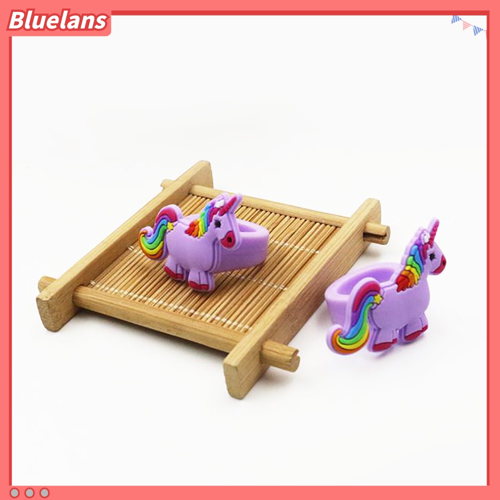 8pcs / Set Cincin Bahan Silikon Motif Kartun Untuk Wanita