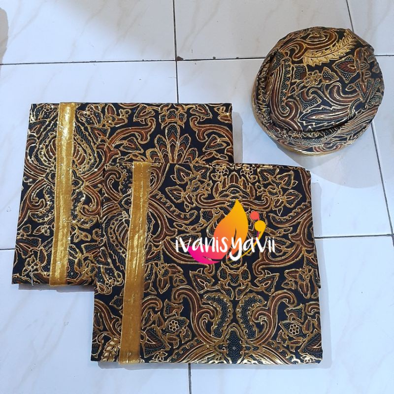 Set Jarik + Blangkon Prodo Pengantin, Motif Pisang Bali