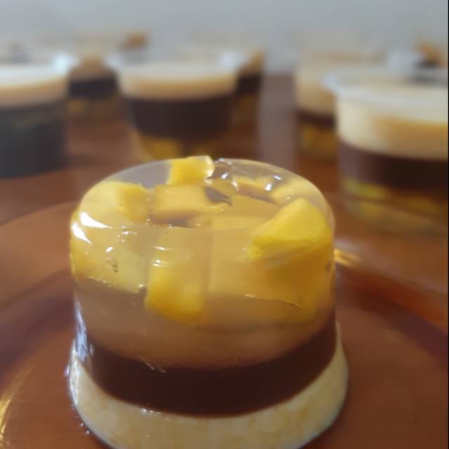 

Puding mangga coklat