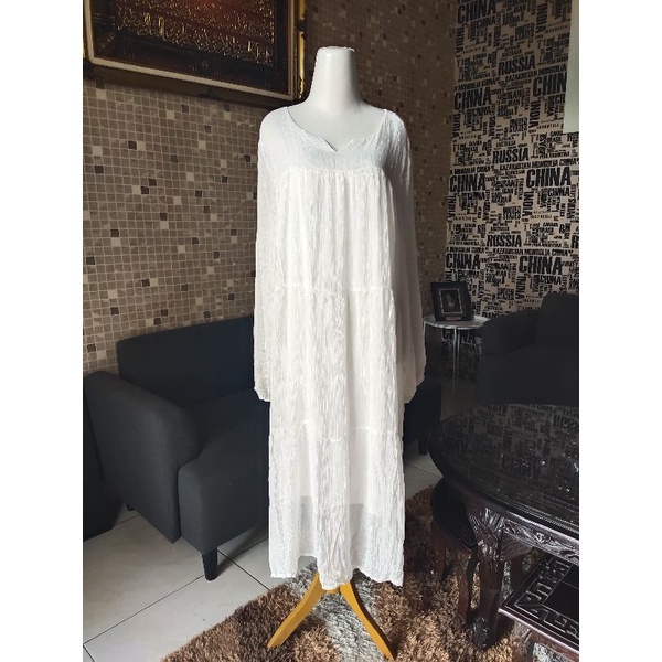 Long Dress Putih Brand Ori by Hotping Made in Korea