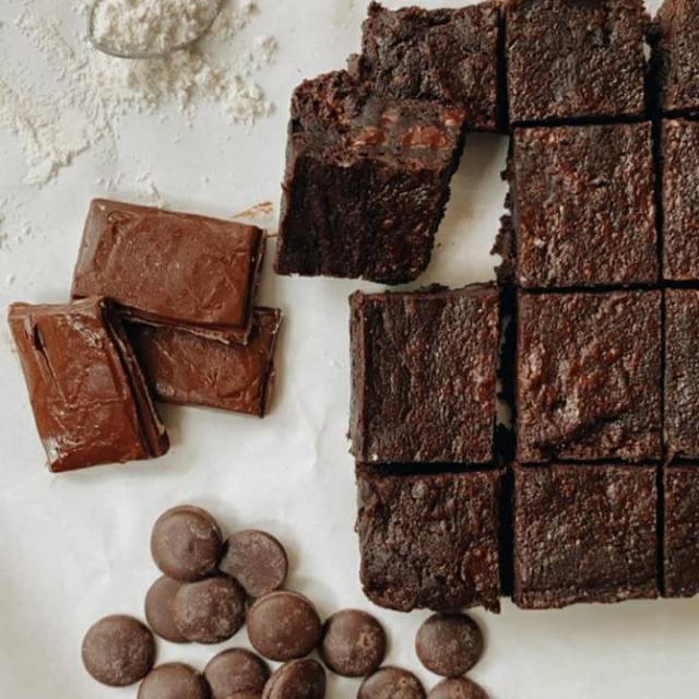 

Milky Brownie Box