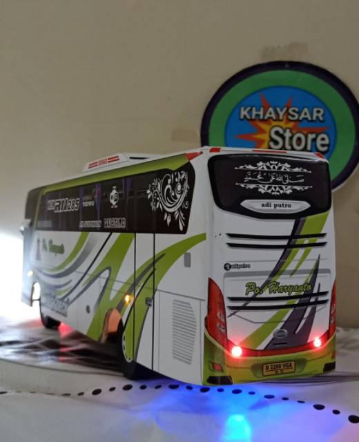 Miniatur Bus bis haryanto JB3+ PLUS LAMPU