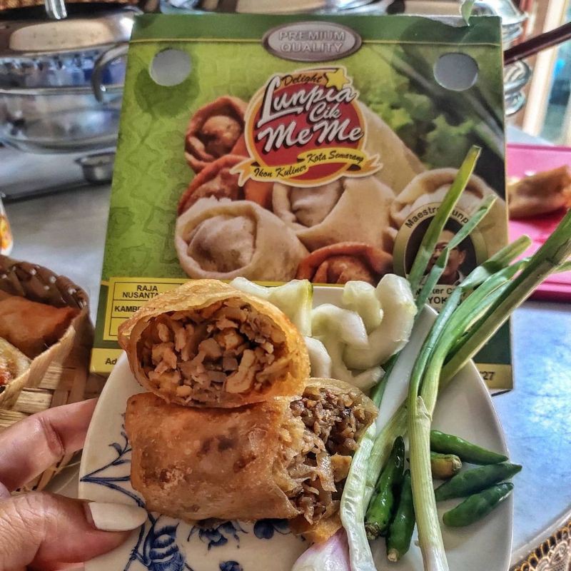 

Lumpia Cik Me Me Semarang All Varian