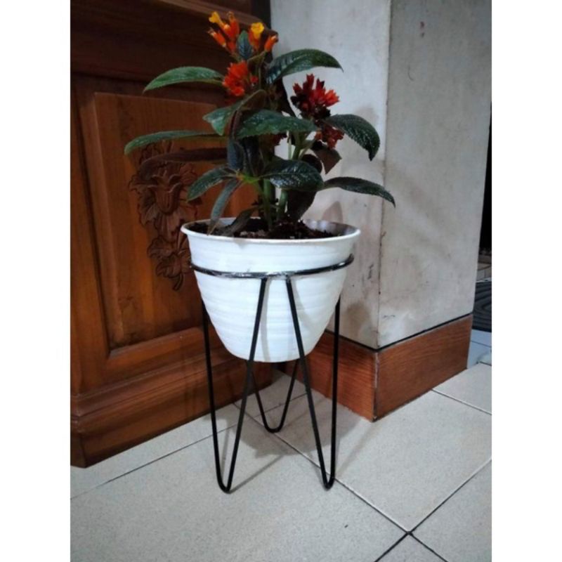 Standing pot bunga/pot tanaman ukuran 30x18