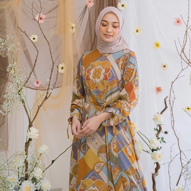 Preloved Sahara dress Heaven Lights