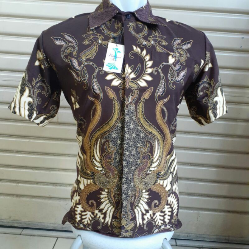 kemeja batik pendek slimpit//terbaru