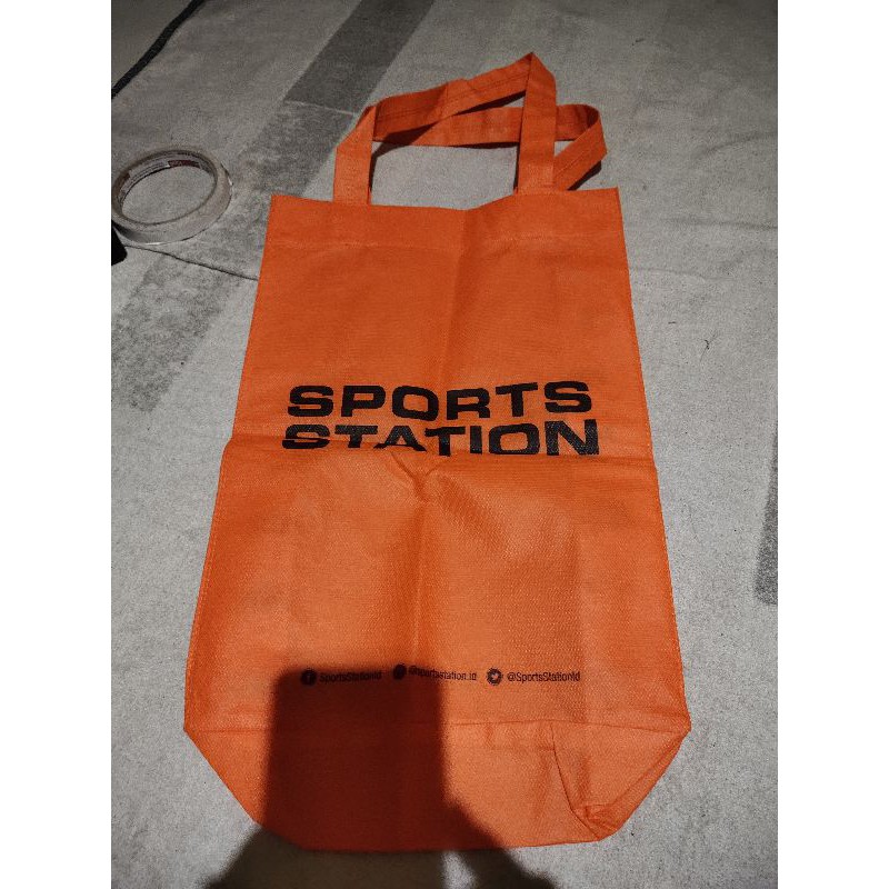 

Custom Paperbag Toko Sport