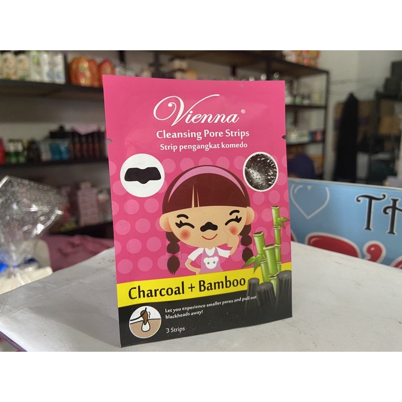 &lt;b&gt; isi 3 strip -- vienna pore cleansing strips -- masker komedo