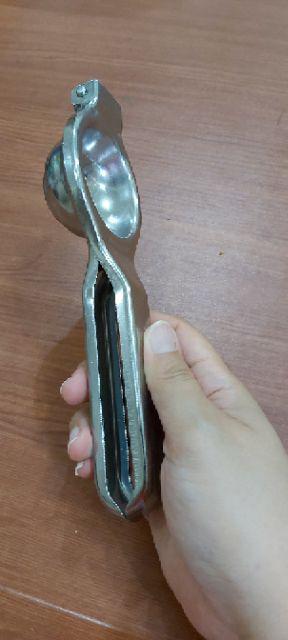 Perasan Jeruk / Lemon Squeezer