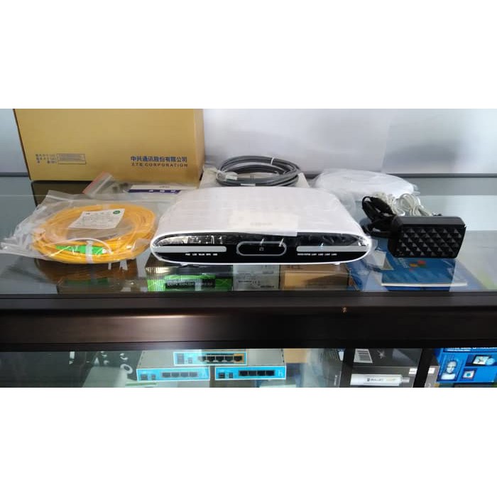 Modem Router Indihome Fiber Optic GPON ZTE ZXA10 F660 Model DVD Player