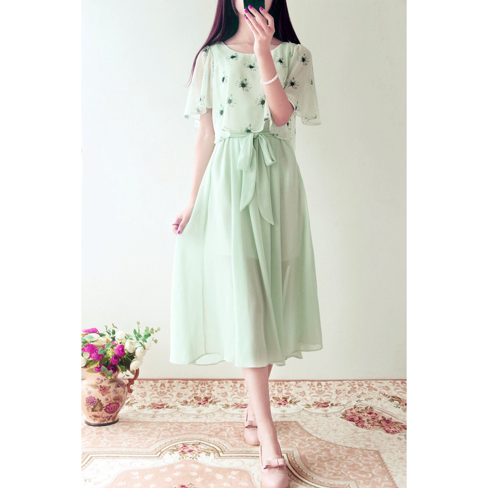 Versi Korea dari Floral Chiffon Slim Long Art School Wind Student Dress