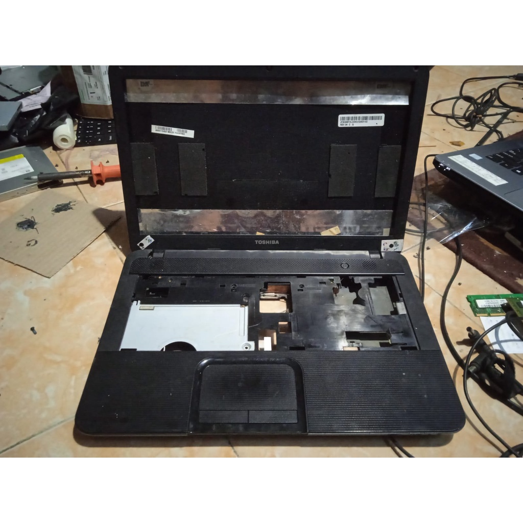 Casing Toshiba C800 C800D C840 L840