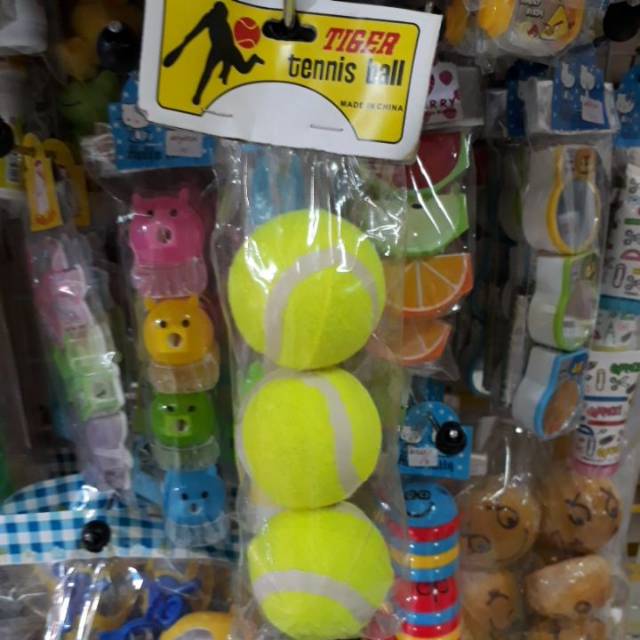 BOLA TENIS LAPANGAN / BOLA KASTI