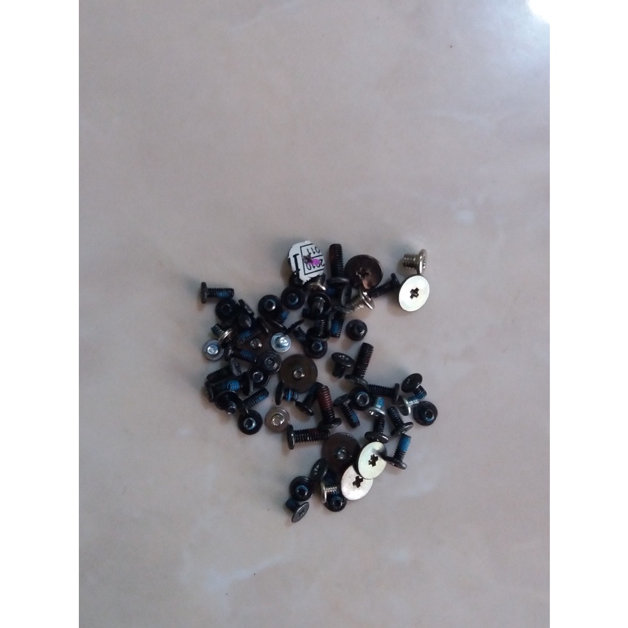 Set Baut Laptop Toshiba T135d