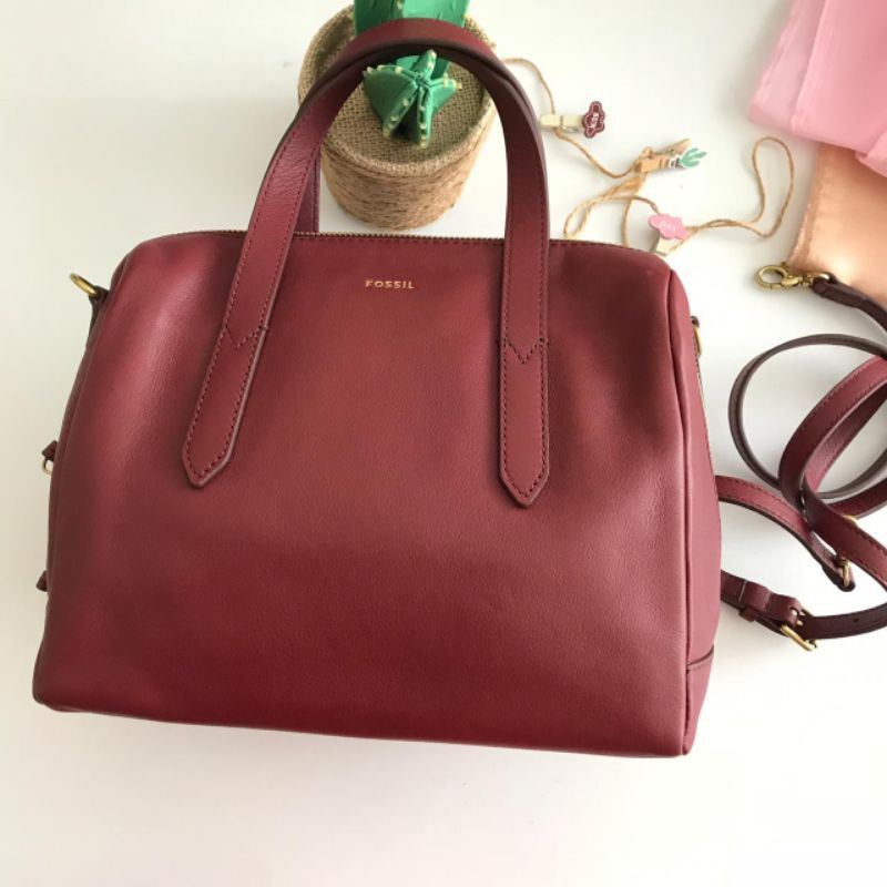 Tas Kulit Maroon