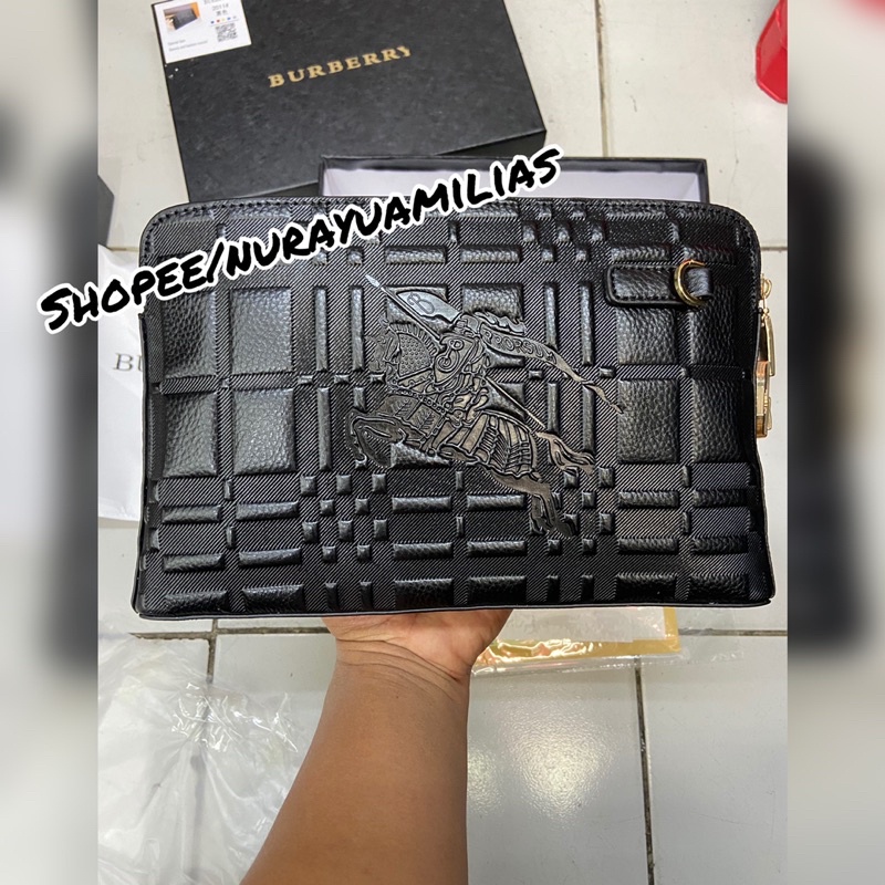 Clutch burberry London kulit import ada kode kunci tas clutch bag branded pria wanita