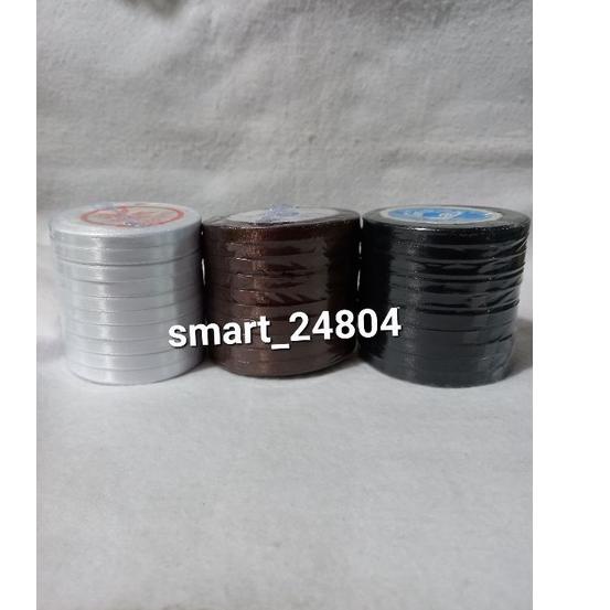 

바 Pita Satin 1/4 Per Slopwarna coklat,putih,hitam