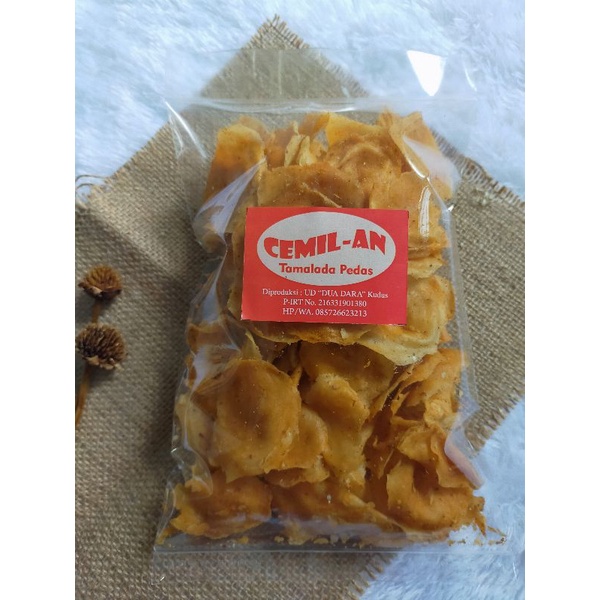 

CEMILAN KERIPIK PEDAS TAMALADA (250 GRAM) ENAK, GURIH, KRIUK