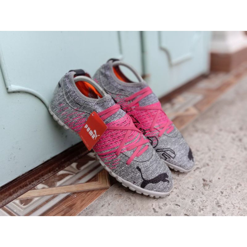 Sepatu Futsal Puma Ultra White Pink