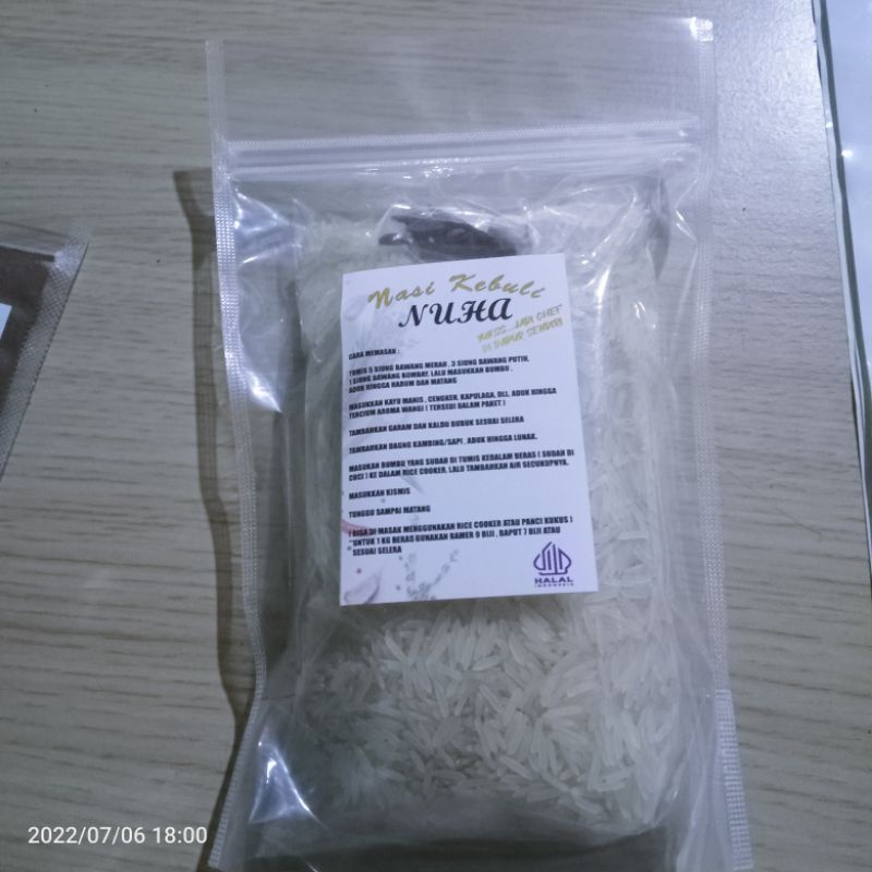 paket nasi kebuli plus bumbu