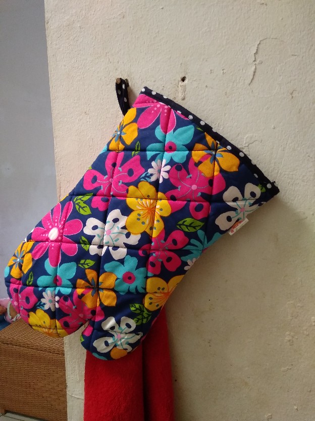 Pegangan Oven Red Rose Pelindung Panas