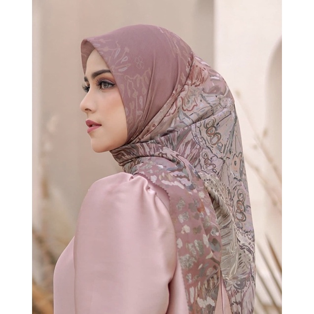 Farsha Series Buttonscarves
