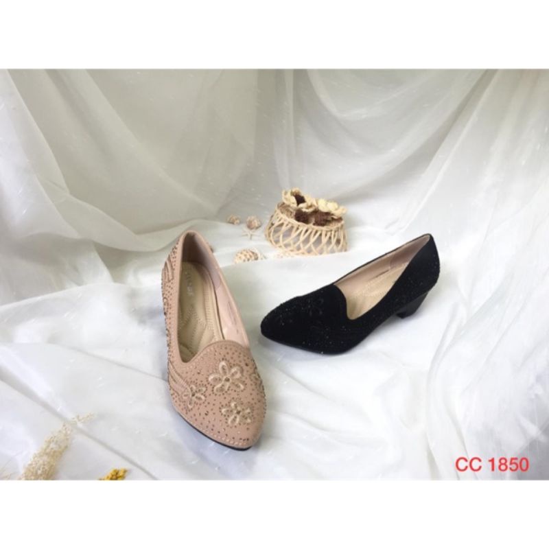 Sepatu Wedges Import Inside / Wedges Wanita Import Sidoarjo Sepatu Payet