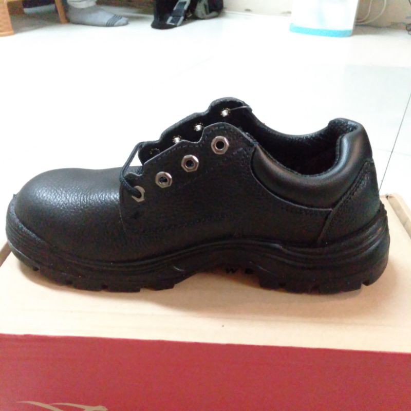 Sepatu Kerja Cheetah 3002H Pria Safety Keren Ujung Besi Original