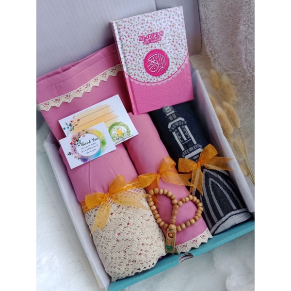 Hampers Mukena Renda Besar Sajadah Al Qur'an/Hampers Gift Box/Kado Pernikahan/Hampers Lebaran/Kado ulangtahun/Kado Wisuda/Hampers Cewek