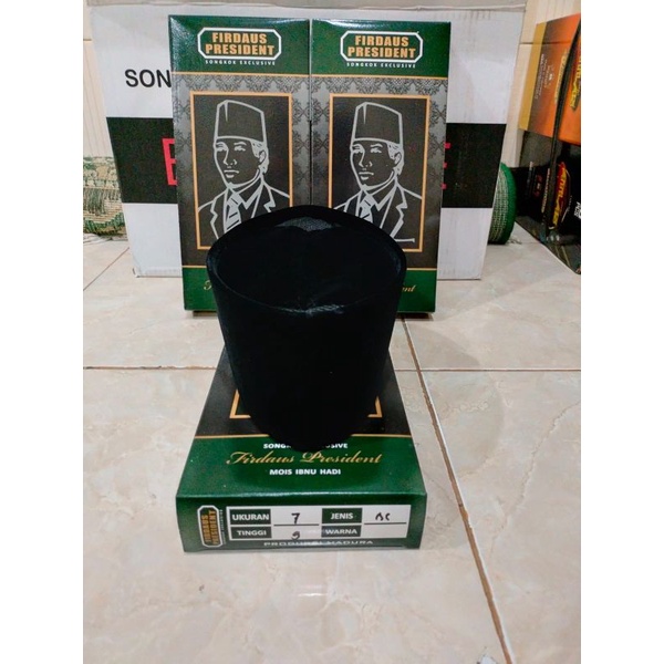 Peci hitam Merk President /Songkok President