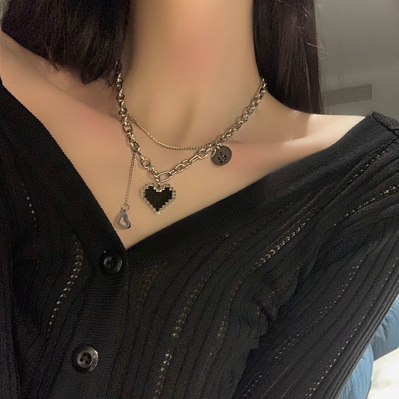 YEEZII Retro Multilayer Chain Necklaces Creative Silver Mosaic Heart Pendant Choker Necklace for Women Accessories Jewelry