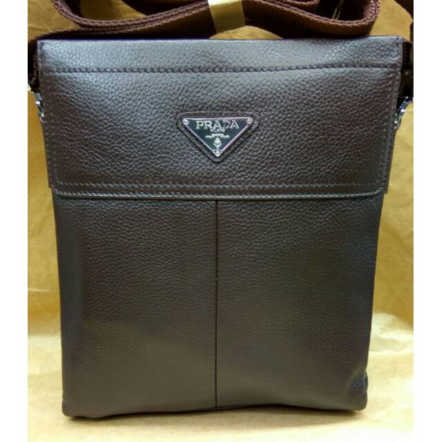 Tas kulit selempang import prada