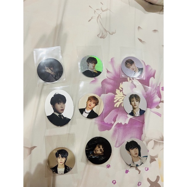 Pendant Doyoung Classic Ver. CC Circle Card Yuta Superhuman Winwin take off take over the moon TOTM 
