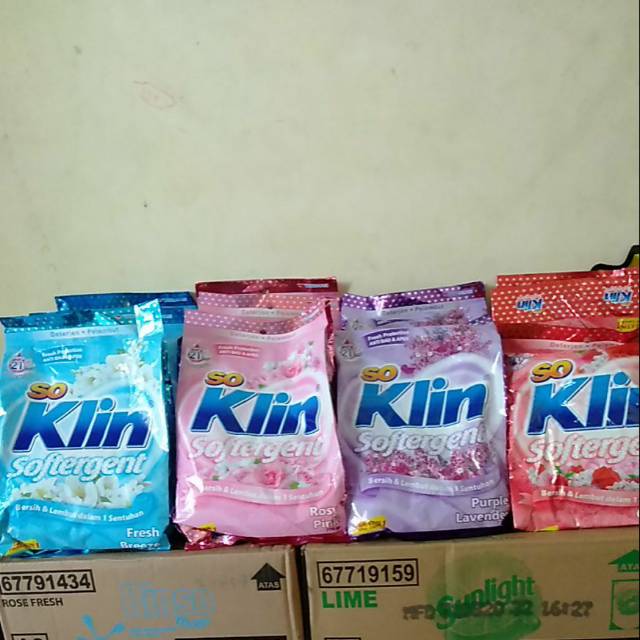 Soklin softergent detergent bubuk 770gr