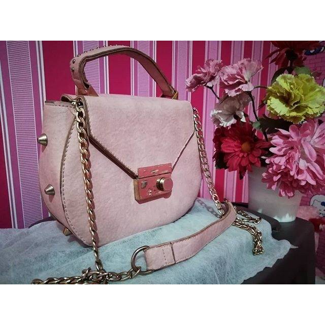 Tas pesta remaja selempang rantai slingbag mini baby pink peach import bag Batam preloved bekas