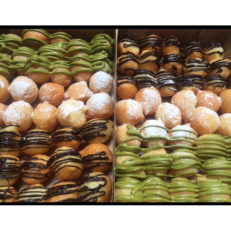 

Donat Yunani / Donat Yunani 1 Box isi 30-40