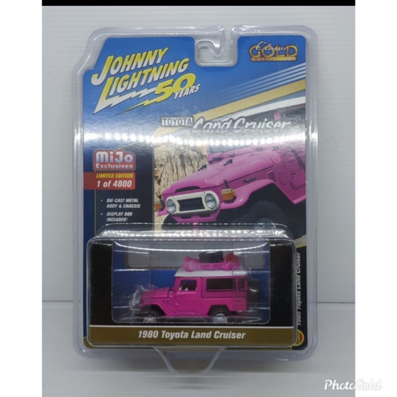 Johnny lightning - 1980 Toyota Land Cruiser TLC pink
