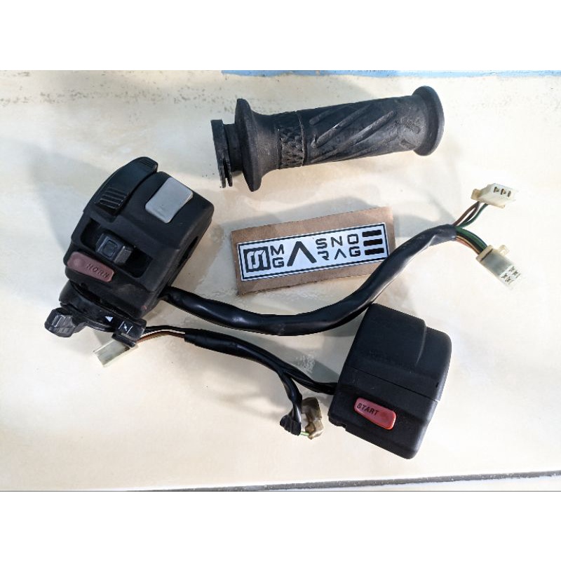 Saklar Kanan Kiri Nouvo z nouvo lele Holder Yamaha Nouvo