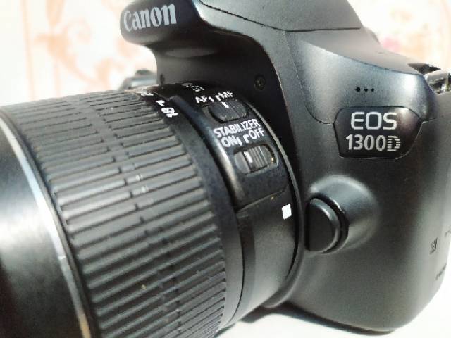 Canon 1300d second