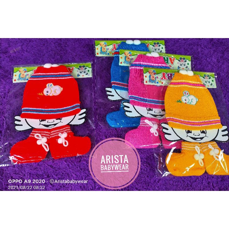 SET topi + kaos kaki bayi rajut