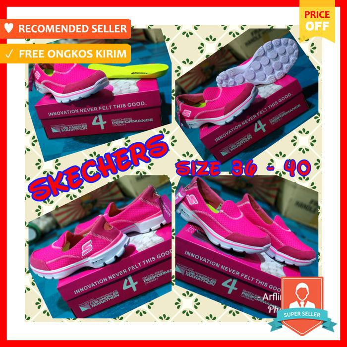 Sepatu Slip On Skechers Putih