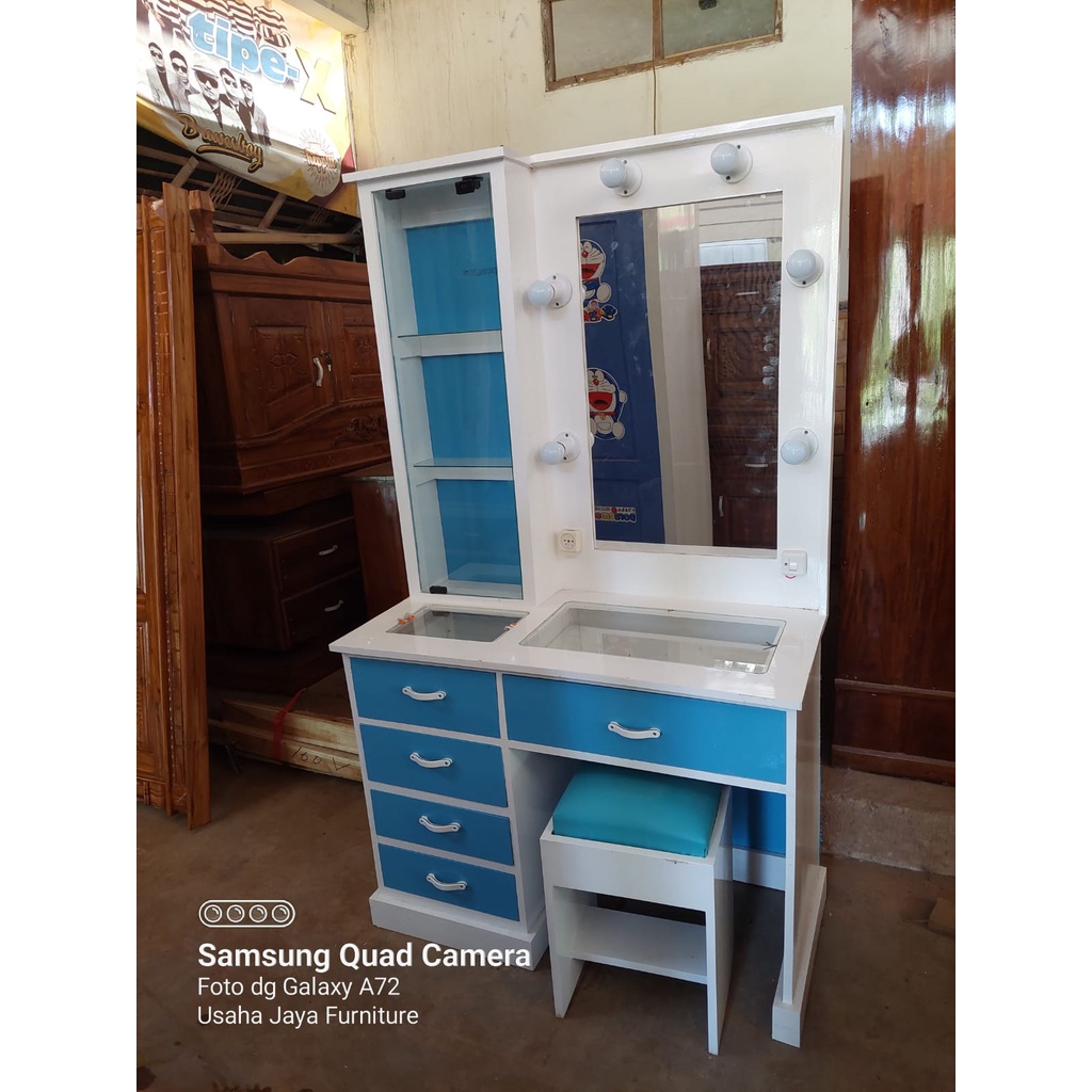 MEJA RIAS - MEJA RIAS KAYU JATI - MEJA RIAS MINIMALIS - MEJA RIAS LAMPU - TOLET MEJA RIAS - TOLET ME