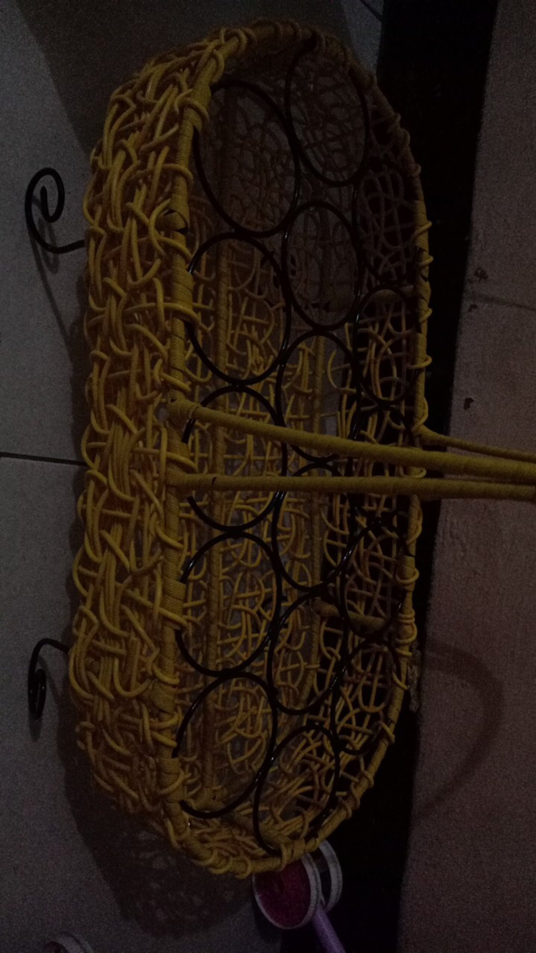 Keranjang Aqua, Keranjang Air Minum Gelasan Brekele