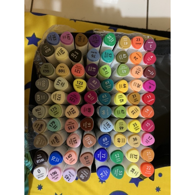 Deli color marker 80 warna dengan tas ( preloved )