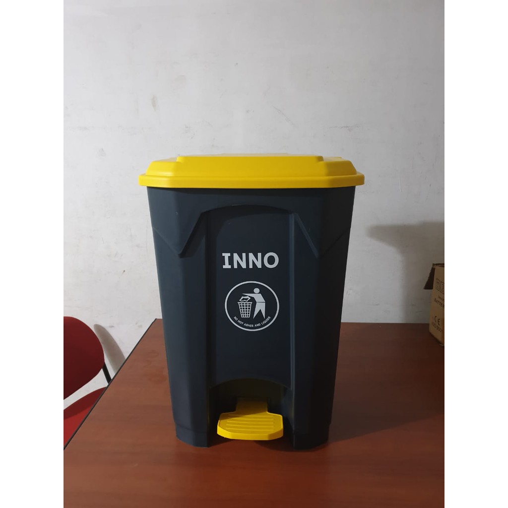 Dust Bin Pedal 80 Liter