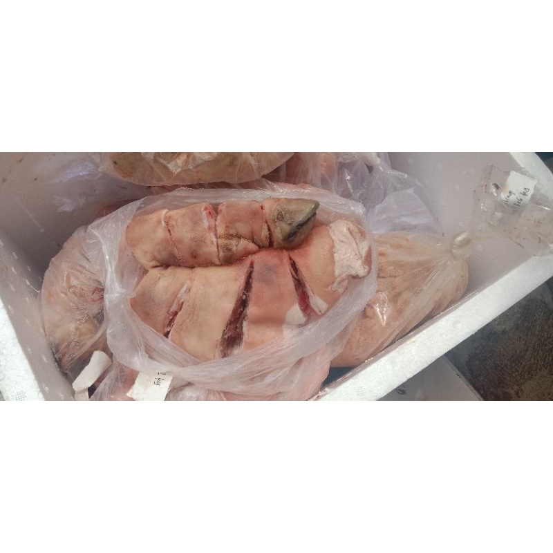 

Kaki Babi pig frozen