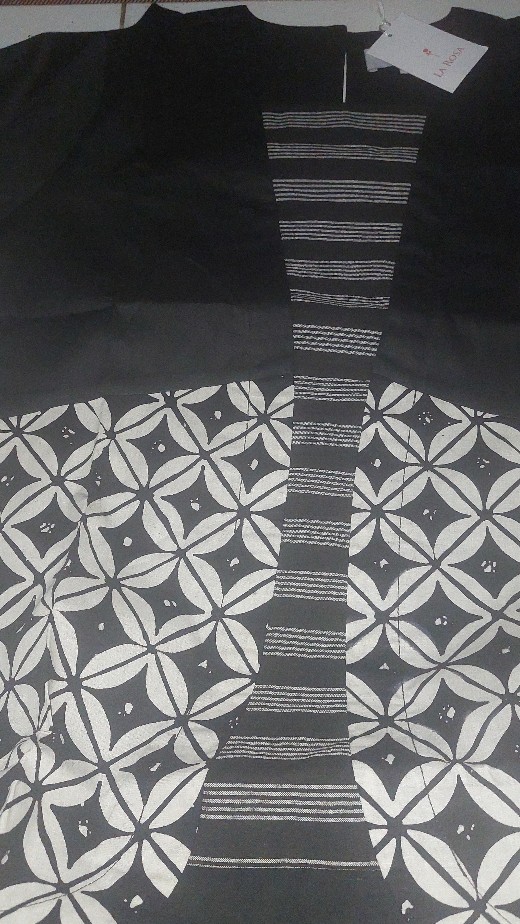 Atasan Batik Kawung Lurik Carla Black