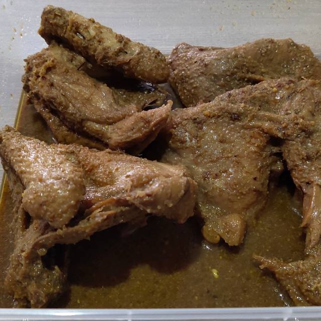 

Ayam kalasan (2 dada dan 2 paha)