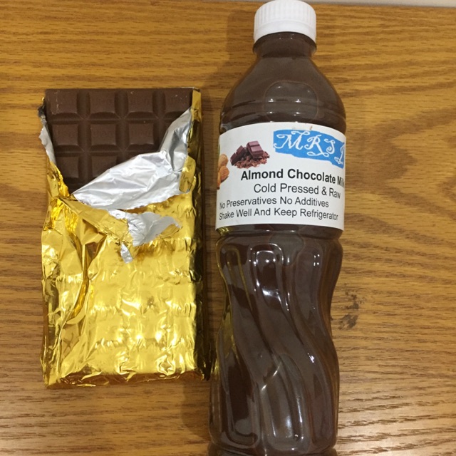 

Almond chocolate milk